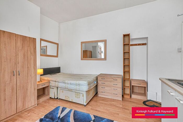 Studio To Rent In George Lane, London, SE13