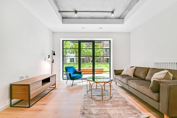 1 Bedroom Apartment For Sale In Agar House, Orchard Place. Goodluck Hope, London, E14