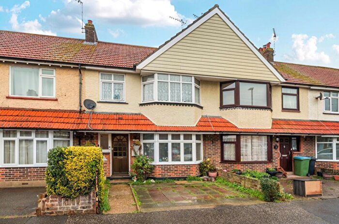3 Bedroom Terraced House For Sale In Bedford Avenue, Bognor Regis, PO21