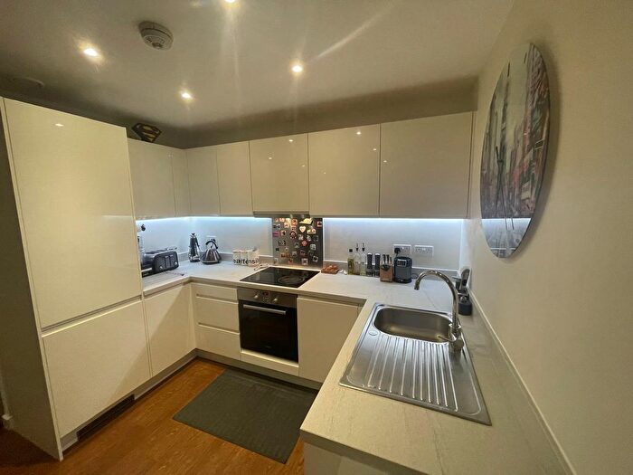 1 Bedroom Flat To Rent In Howard Road, Stanmore, HA7