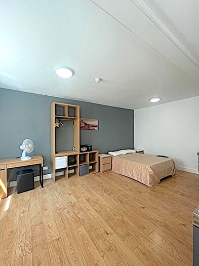 Studio To Rent In West Street, Brighton, BN1