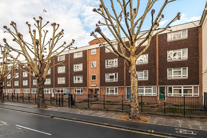 2 Bedroom Flat For Sale In Royal College Street, Camden Town, NW1