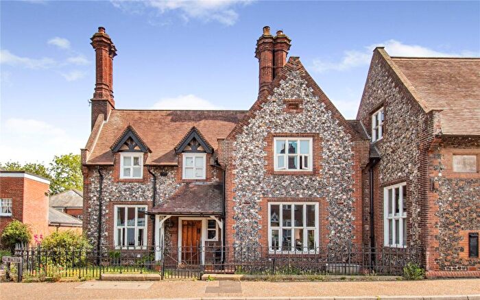 3 Bedroom Link Detached House For Sale In The Street, Trowse, Norwich, Norfolk, NR14
