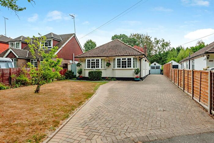 3 Bedroom Detached House For Sale In Shipley Bridge Lane, Copthorne, Crawley, RH10