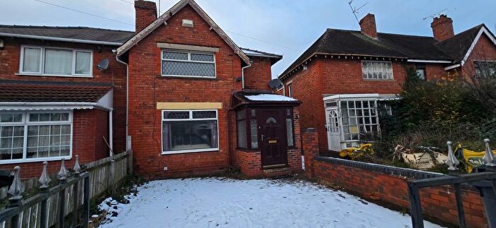 4 Bedroom Semi Detached House To Rent In Lane Avenue, Walsall, WS2