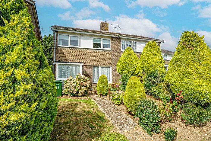 3 Bedroom Semi-Detached House For Sale In Freshwater Avenue, Hastings, TN34