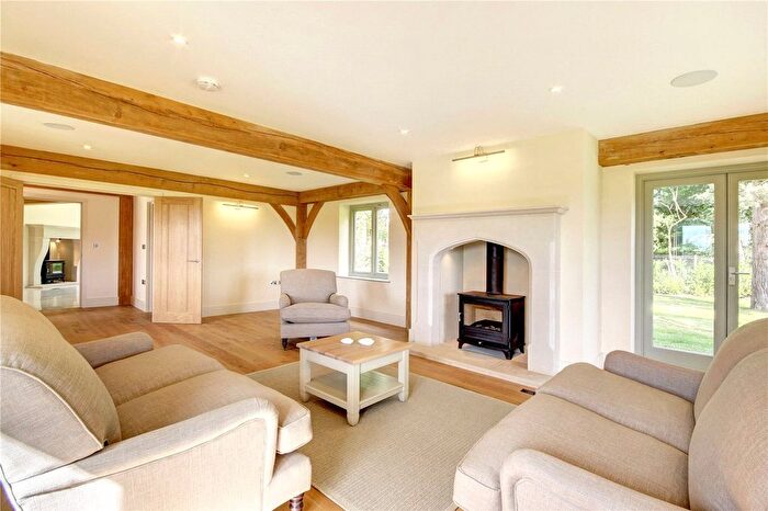5 Bedroom Detached House To Rent In Snelsmore Common, Newbury, Berkshire, RG14