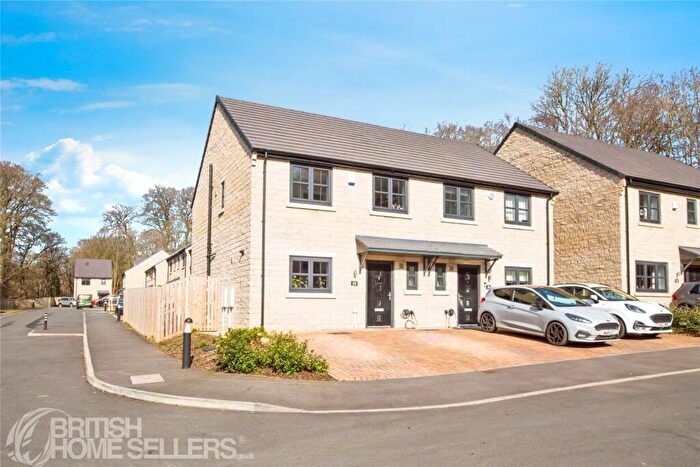 3 Bedroom Semi-Detached House For Sale In Creek View, Wheatley, Halifax, West Yorkshire, HX3