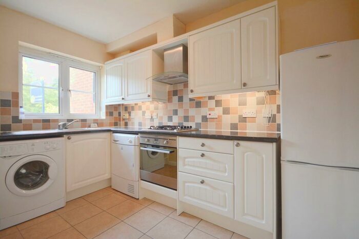 3 Bedroom Terraced House To Rent In Lyon Oaks, Quelm Park, Warfield, RG42