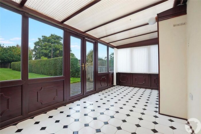 2 Bedroom Bungalow For Sale In Lynors Avenue, Rochester, Kent, ME2