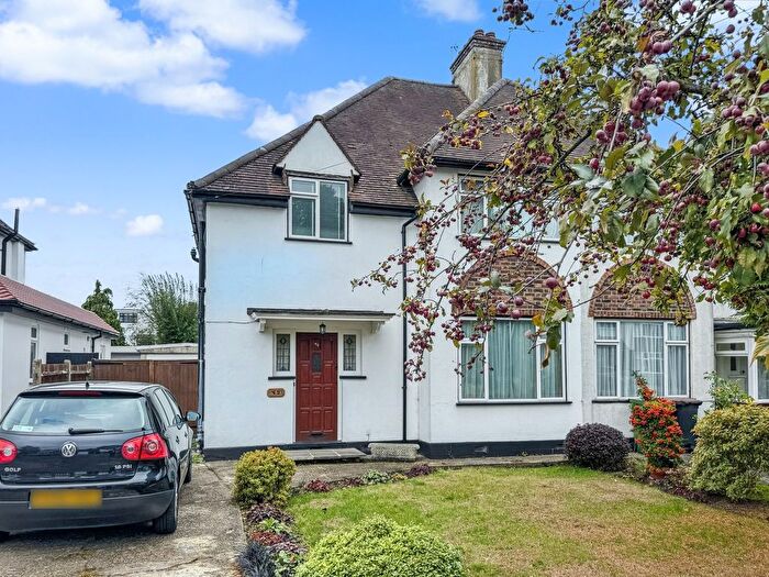 3 Bedroom Semi-Detached House For Sale In Kingsway, Petts Wood, Orpington, BR5