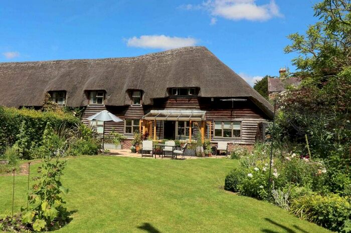 3 Bedroom Terraced House For Sale In Milton Lilbourne, SN9