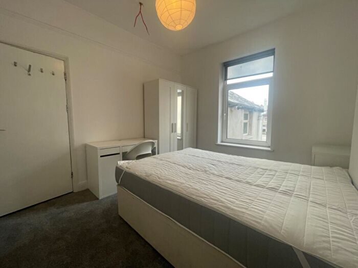 5 Bedroom Terraced House To Rent In Miskin Street, Cathays, CF24