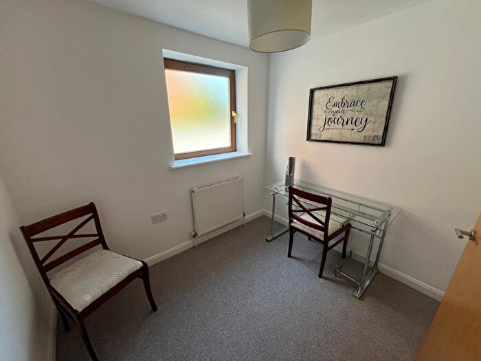 2 Bedroom Apartment To Rent In Richmond Park Road, Bournemouth, BH8