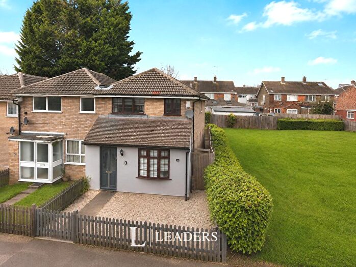 3 Bedroom End Of Terrace House For Sale In Calluna Drive, Bletchley, Milton Keynes, MK3