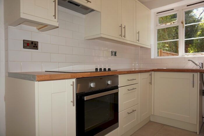 2 Bedroom Terraced House To Rent In Wilsons Road, Knowle, B93