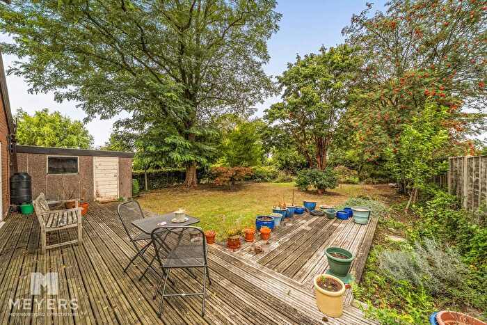4 Bedroom Chalet For Sale In Dullar Lane, Wimborne, BH21