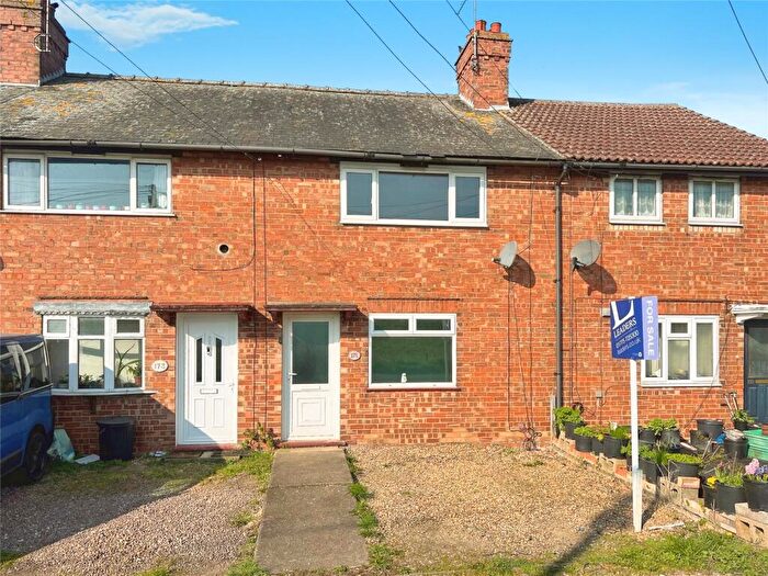 3 Bedroom Terraced House For Sale In Cradge Bank, Spalding, Lincolnshire, PE11