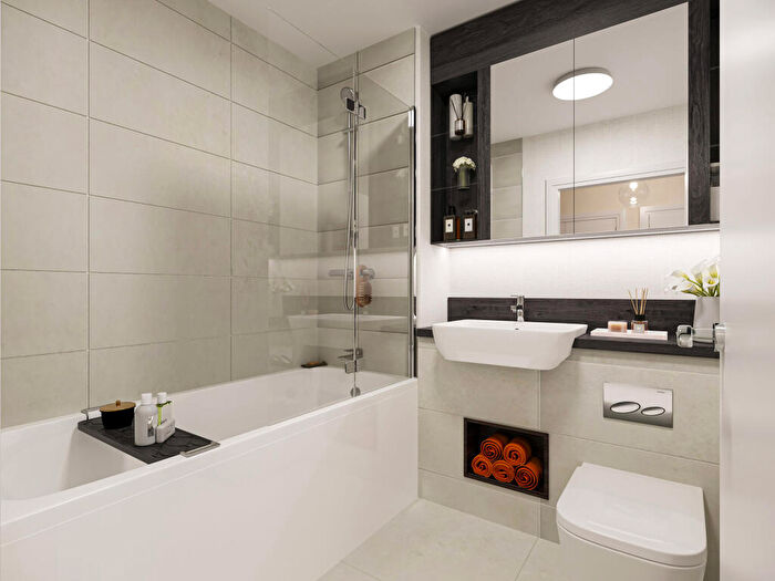 1 Bedroom Apartment For Sale In - Ilderton Road, London, SE15