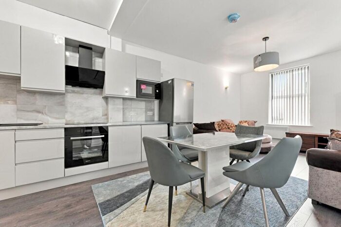 2 Bedroom Flat To Rent In Middlewood Road, Hillsborough, S6