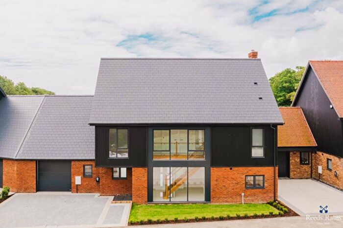 4 Bedroom Detached House For Sale In Fernfield Lane, Hawkinge, Folkestone, Kent, CT18