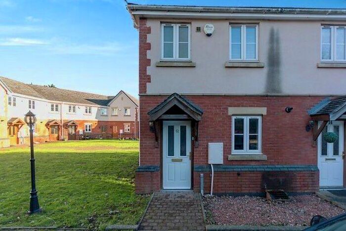 2 Bedroom Property To Rent In Canterbury Place, Solihull, B92