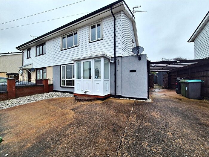 3 Bedroom Semi Detached House For Sale In Hunters Way, Llay, Wrexham, LL12