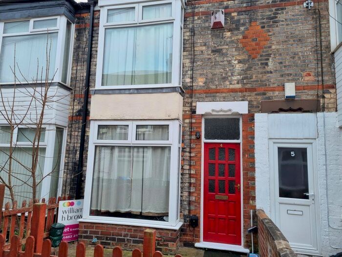 2 Bedroom Property To Rent In Carisbrooke Avenue, Manvers Street, Hull, HU5