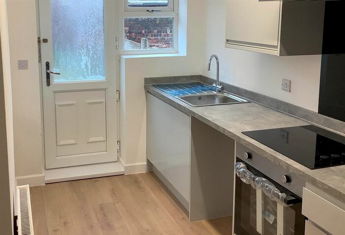 2 Bedroom Terraced House To Rent In Newton Street, Barnsley S70