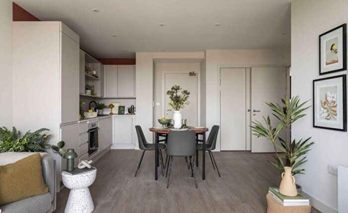 1 Bedroom Apartment To Rent In Hove Gardens House, Ethel Street, Hove, Brighton & Hove, BN3