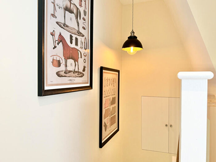 1 Bedroom Barn Conversion For Sale In The Courtyard, Liscombe Park, Soulbury, LU7