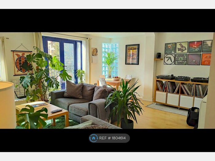 2 Bedroom Flat To Rent In Cavendish Road, Manchester, M20