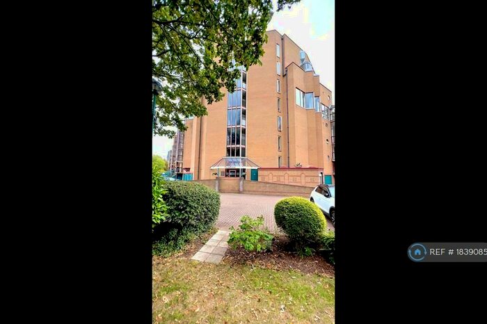 1 Bedroom Flat To Rent In Asher Way, London, E1W