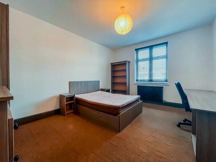 7 Bedroom Flat To Rent In High Street, Loughborough, LE11