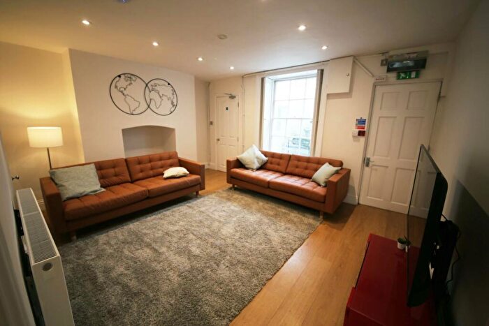 6 Bedroom Apartment To Rent In Oakfield Place, Clifton, BS8