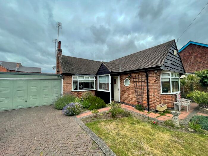 3 Bedroom Bungalow To Rent In Garfield Avenue, Draycott, DE72