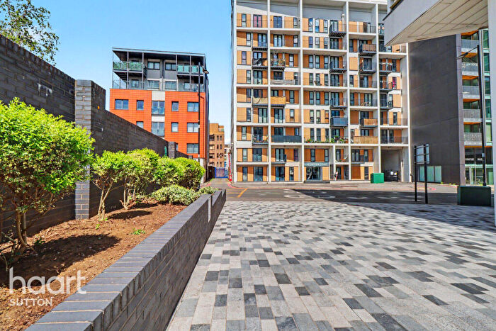 1 Bedroom Apartment For Sale In Sutton Court Road, Sutton, SM1