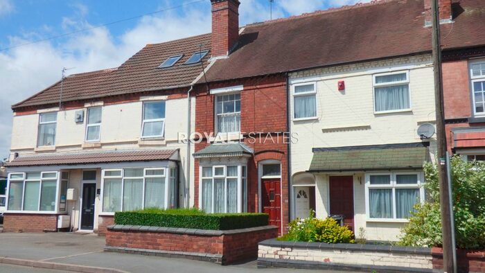 2 Bedroom Terraced House To Rent In Nimmings Road, Halesowen, West Midlands, B62