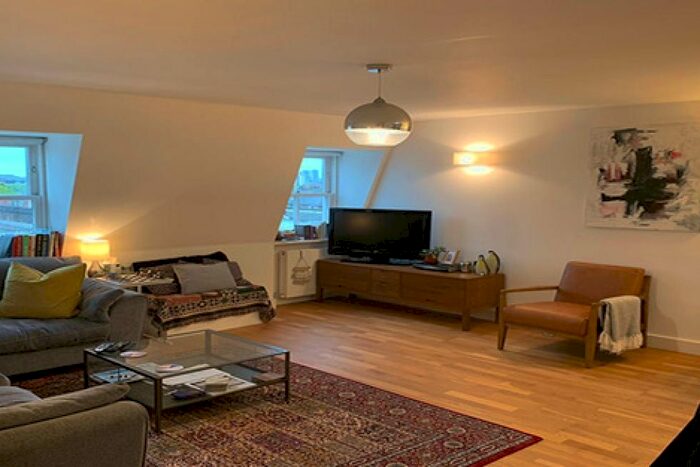 1 Bedroom Flat To Rent In York Way, London, N7