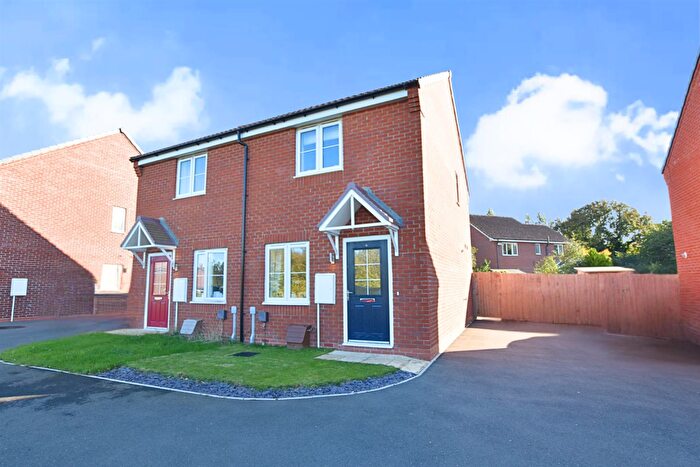 2 Bedroom Semi-Detached House For Sale In Marigold Court, Laceby, Grimsby, DN37