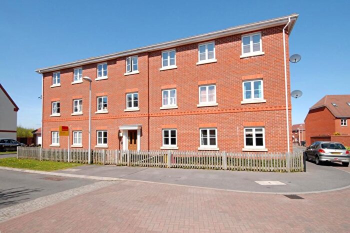 2 Bedroom Flat To Rent In Thatcham, Berkshire, RG19