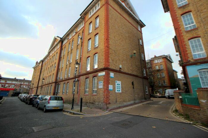 2 Bedroom Flat To Rent In Rye House, Rotherhithe, London, SE16