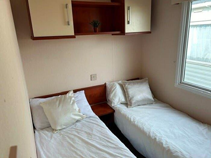 2 Bedroom Caravan For Sale In Harts Holiday Park, ME12