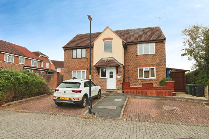 1 Bedroom Flat For Sale In Chatsworth Road, Swindon, SN25