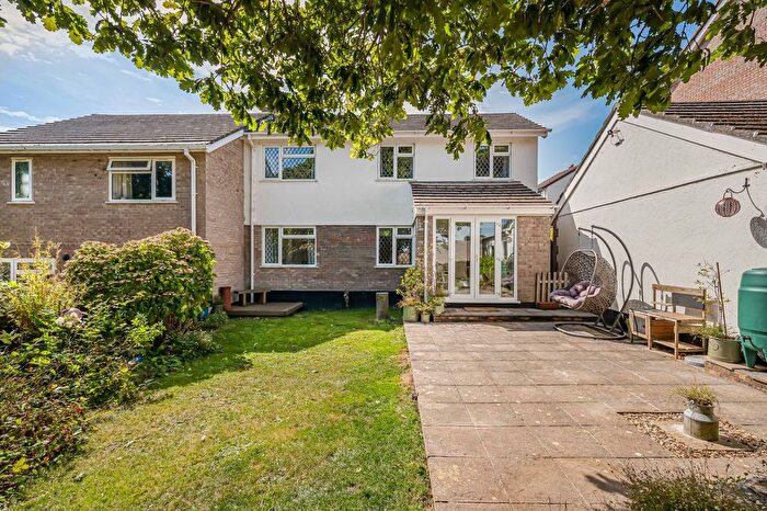3 Bedroom Semi Detached House For Sale In Greenbank Close, Grampound Road, TR2