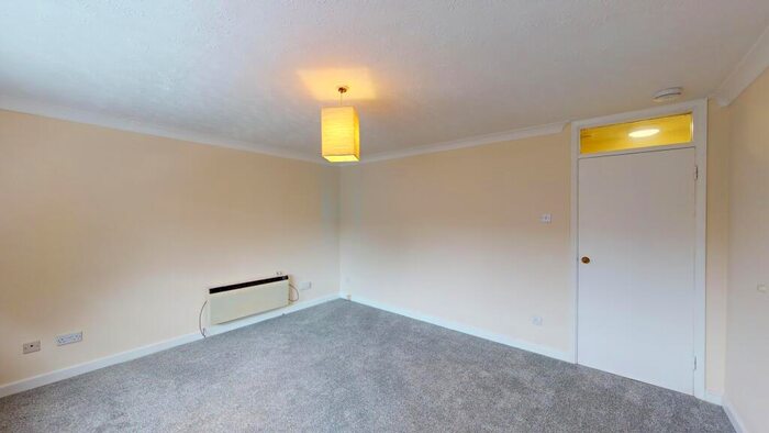 2 Bedroom Flat To Rent In Old Guaranteed Woodside Court, Lisvane, Cardiff, CF14