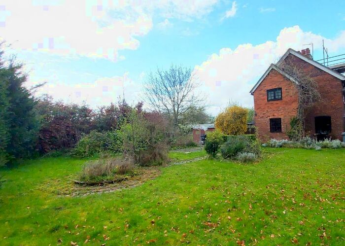 2 Bedroom Cottage To Rent In The Drift, Harlaxton, NG32