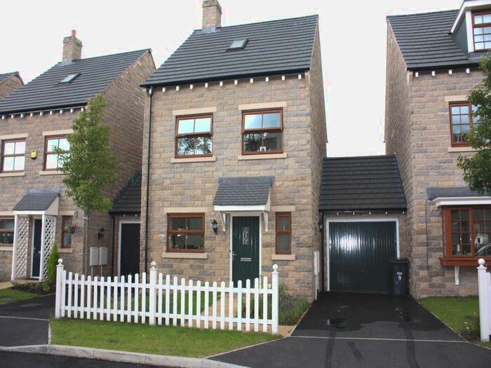 4 Bedroom Detached House To Rent In Limetree Drive, Harwood, Bolton, BL2