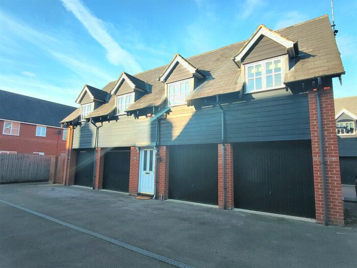 2 Bedroom Flat To Rent In Qwysson Avenue, Bury St. Edmunds, IP33