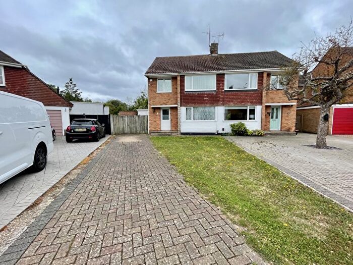 3 Bedroom Semi-Detached House For Sale In Bramble Close, Tonbridge, TN11